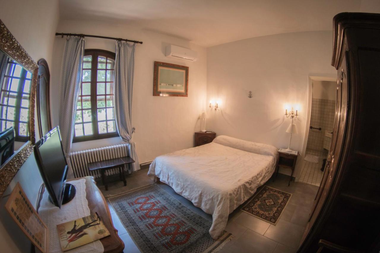 Lou Mas Dou Juge Hotel Saintes-Maries-de-la-Mer Buitenkant foto
